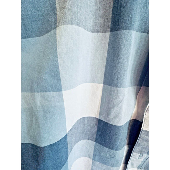 OAKLEY LIGHT BLUE/WHITE BUFFALO CHECK SHORT SLEEVE MEN'S SIZE XL - Picture 4 of 6